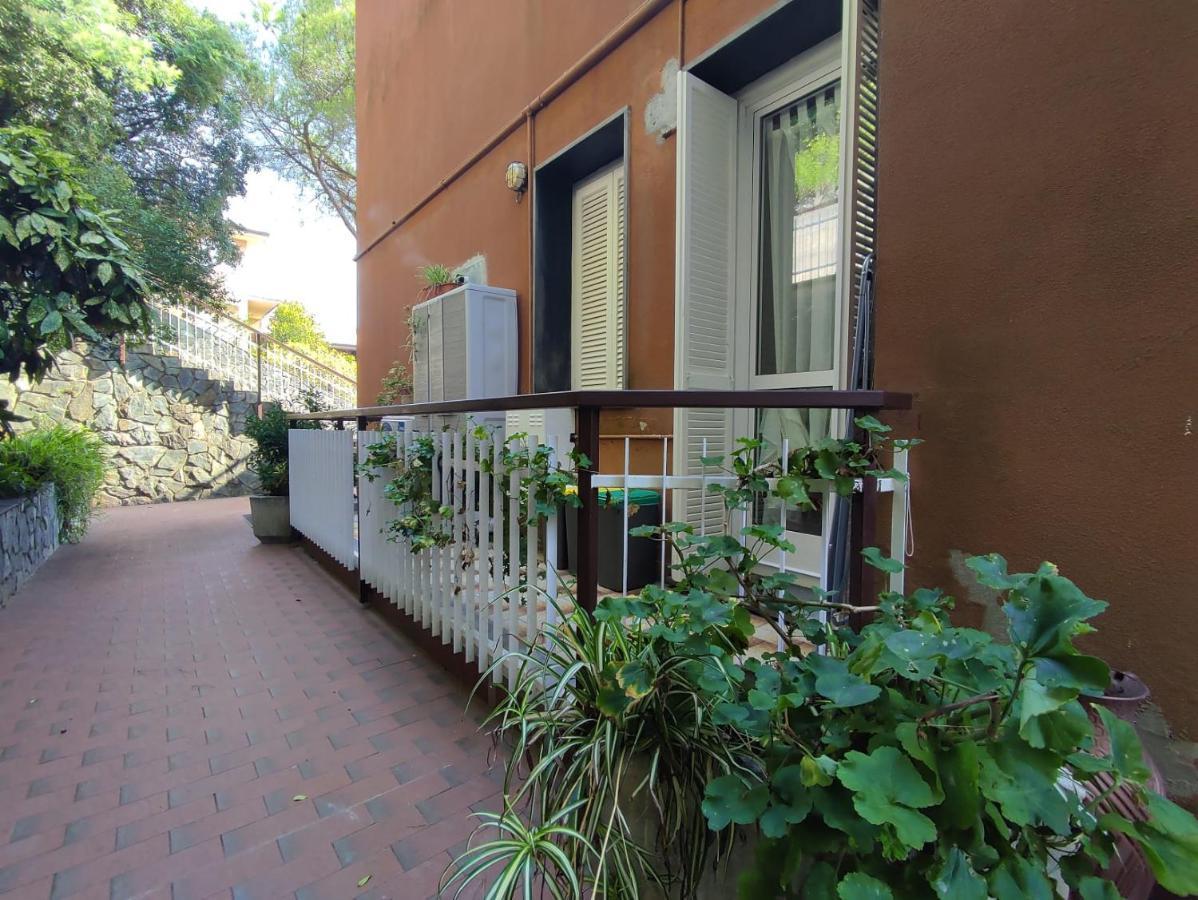 Maison Blanche Varazze Exterior photo